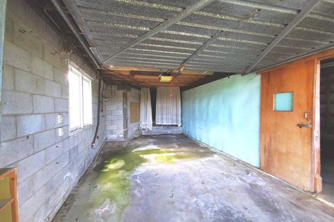 Photo of property in 1 Sealy Road, Torbay, Auckland, 0630