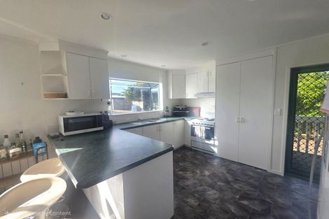 Photo of property in 1012 Papamoa Beach Road, Papamoa Beach, Papamoa, 3118