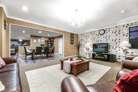 Photo of property in 22 Moverley Place, Pukete, Hamilton, 3200
