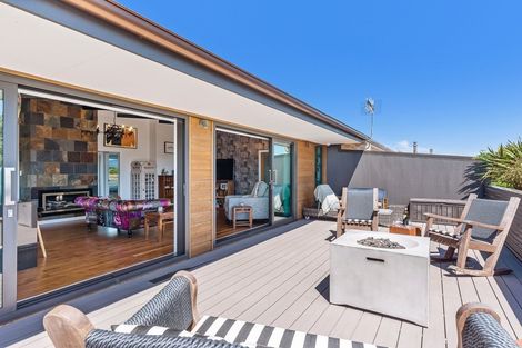 Photo of property in 235a Manly Street, Paraparaumu Beach, Paraparaumu, 5032