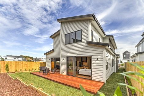 Photo of property in 4 Pukeko Road, Hobsonville, 0616