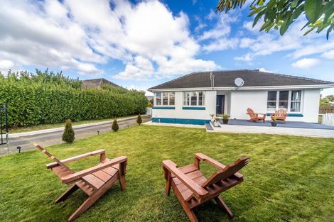 Photo of property in 16 Leicester Street, Terrace End, Palmerston North, 4410