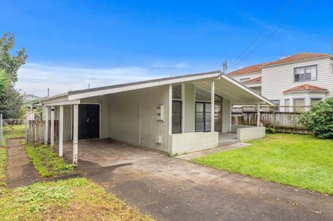 Photo of property in 31 Campbell Road, Onehunga, Auckland, 1061