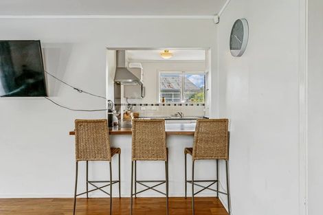 Photo of property in 24 Eddowes Street, Manurewa, Auckland, 2102