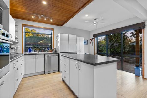 Photo of property in 104 Hunter Terrace, Cashmere, Christchurch, 8022