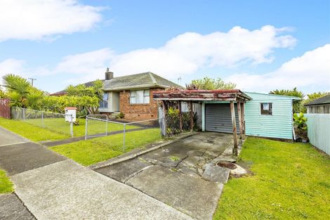 Photo of property in 1/507 Massey Road, Mangere, Auckland, 2022
