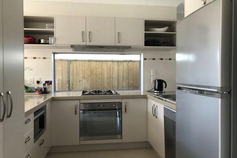 Photo of property in 104 Flat Bush School Road, Flat Bush, Auckland, 2019