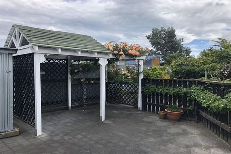 Photo of property in 18 Pembroke Street, Taradale, Napier, 4112