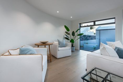 Photo of property in 2/67 Castor Bay Road, Castor Bay, Auckland, 0620