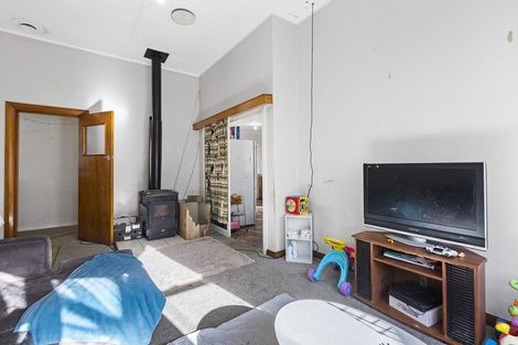 Photo of property in 64 Puriri Street, Hawera, 4610