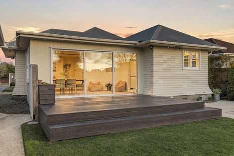 Photo of property in 229 Weston Road, St Albans, Christchurch, 8052