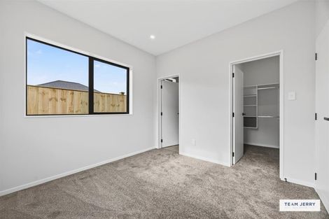Photo of property in 13 Huringa Road, Karaka, Papakura, 2113
