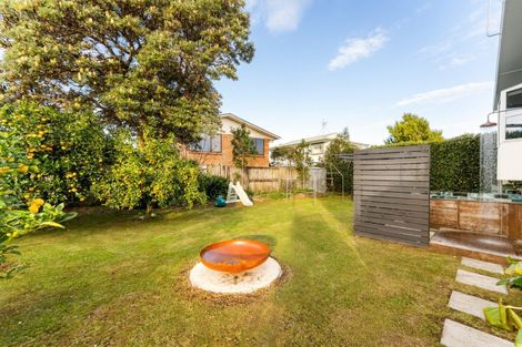 Photo of property in 32 Upland Street, Brookfield, Tauranga, 3110