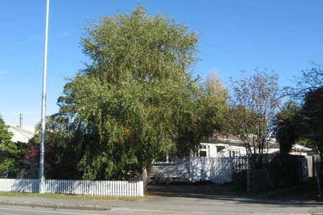 Photo of property in 77 Wairakei Road, Bryndwr, Christchurch, 8052