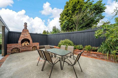 Photo of property in 92 Plateau Road, Te Marua, Upper Hutt, 5018