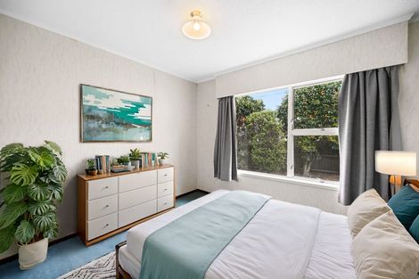 Photo of property in 8 Newcastle Road, Dinsdale, Hamilton, 3204