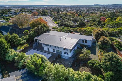 Photo of property in 71 Pleasant Road, Glen Eden, Auckland, 0602