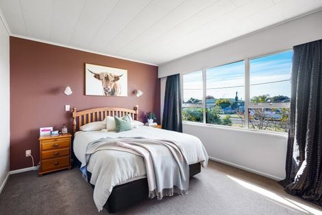 Photo of property in 3 Anderson Road, Taradale, Napier, 4112