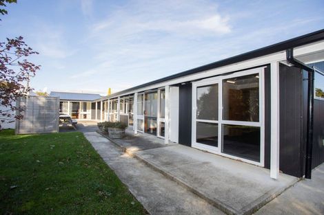 Photo of property in 37 Guy Street, Dannevirke, 4930