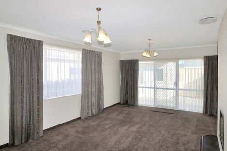 Photo of property in 33 Whitley Avenue, Ebdentown, Upper Hutt, 5018