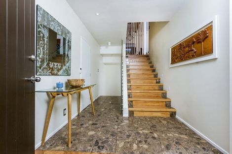 Photo of property in 1/9 The Esplanade, Castor Bay, Auckland, 0620