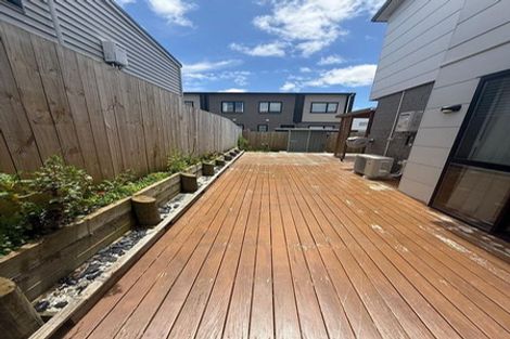 Photo of property in 9b Poruru Close, Papakura, 2110