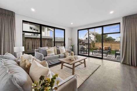 Photo of property in 1024a Papamoa Beach Road, Papamoa Beach, 3118