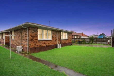 Photo of property in 1/87 Carruth Road, Papatoetoe, Auckland, 2025