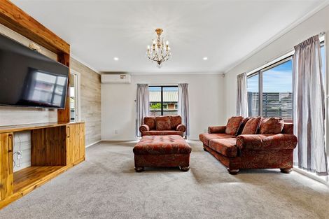 Photo of property in 2/327 Main South Road, Hornby, Christchurch, 8042
