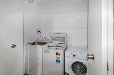 Photo of property in 31 Macdonald Crescent, Te Aro, Wellington, 6011