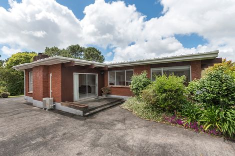 Photo of property in 48 Rehia Road, Massey, Auckland, 0614