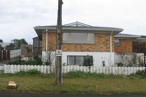 Photo of property in 2/9 Nelson Street, Papakura, 2110