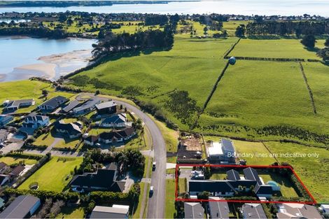 Photo of property in 4 Goble Road, Clarks Beach, Pukekohe, 2679