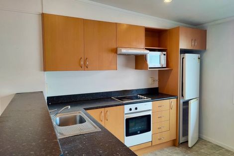 Photo of property in 7/3 Kelvin Grove, Te Aro, Wellington, 6011