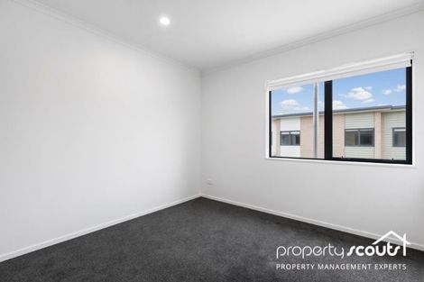 Photo of property in 12 Pangu Way, Mangere, Auckland, 2022