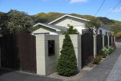 Photo of property in 40a Saint Ronans Avenue, Waterloo, Lower Hutt, 5011