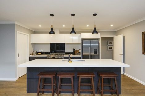 Photo of property in 16 Freedom Drive, Kelvin Grove, Palmerston North, 4414
