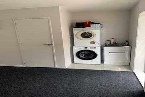 Photo of property in 60 Niu Lane, Te Atatu South, Auckland, 0610