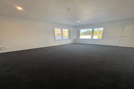 Photo of property in 51 Hallberry Road, Mangere East, Auckland, 2024