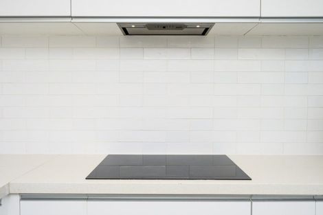 Photo of property in 10 Gladys Place, Kelvin Grove, Palmerston North, 4414