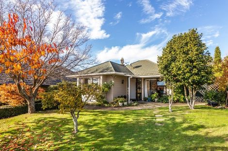 Photo of property in 4 Haines Grove, Rainbow Point, Taupo, 3330