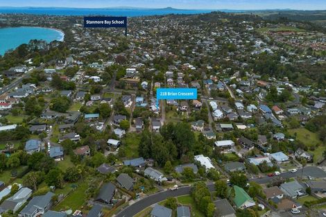 Photo of property in 21b Brian Crescent, Stanmore Bay, Whangaparaoa, 0932