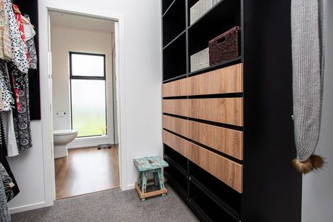 Photo of property in 101 Saint Kilda Road, Cambridge, 3434