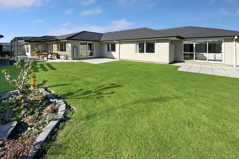 Photo of property in 44 Ti Rakau Drive, Woolston, Christchurch, 8023