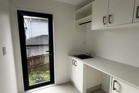 Photo of property in 2 Northgrove Avenue, Hillcrest, Auckland, 0627