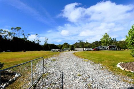 Photo of property in 71d Alma Road, Westport, 7892