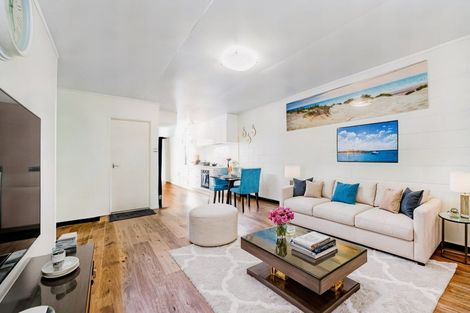 Photo of property in 87 Nikau Street, New Lynn, Auckland, 0600