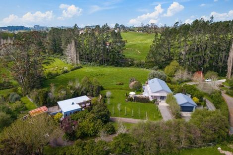Photo of property in 2 Valley Road, Waitoki, Kaukapakapa, 0871