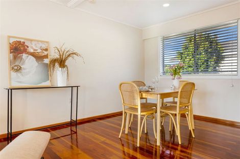 Photo of property in 2/61 Royal View Road, Te Atatu South, Auckland, 0610