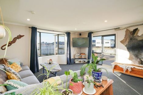 Photo of property in 55 Mavora Crescent, Heidelberg, Invercargill, 9812